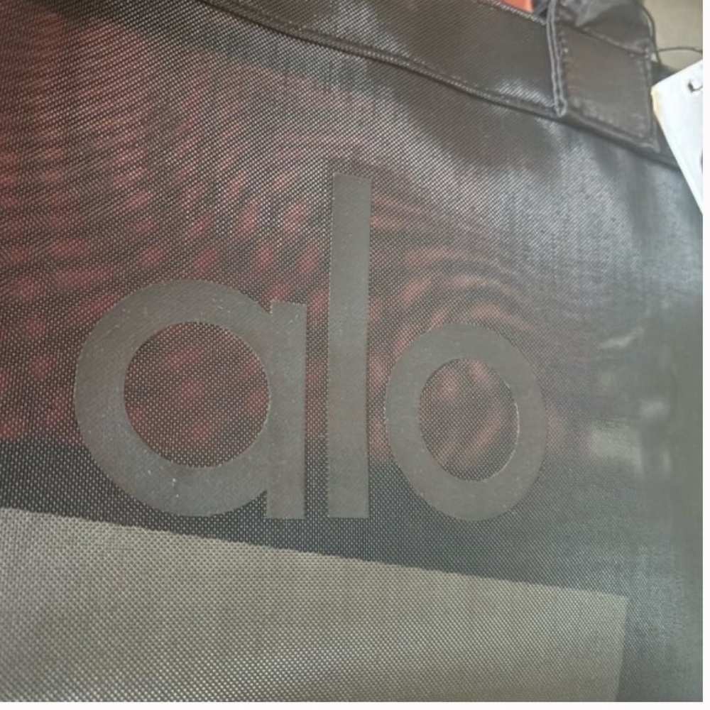 ALO YOGA SHEER TOTE BAG BLACK gym strap shoulder new viral purse travel - Picture 5 of 8